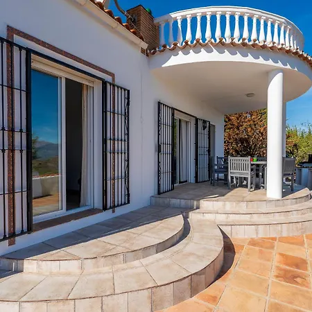 Bravo Spectacular Views Villa *